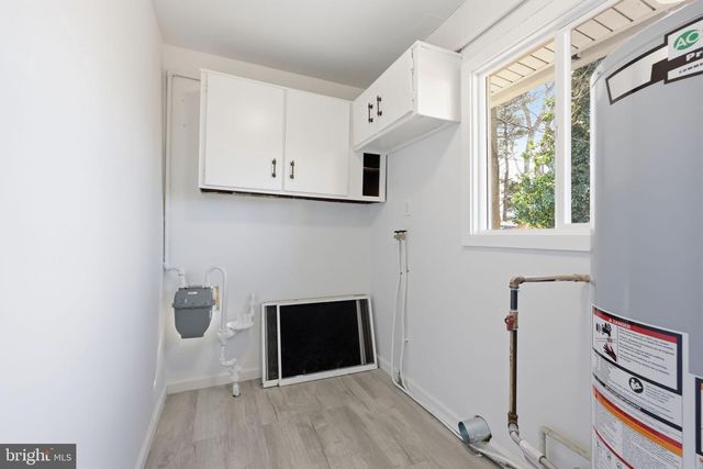 30 TIPTON LN, Willingboro, NJ 08046