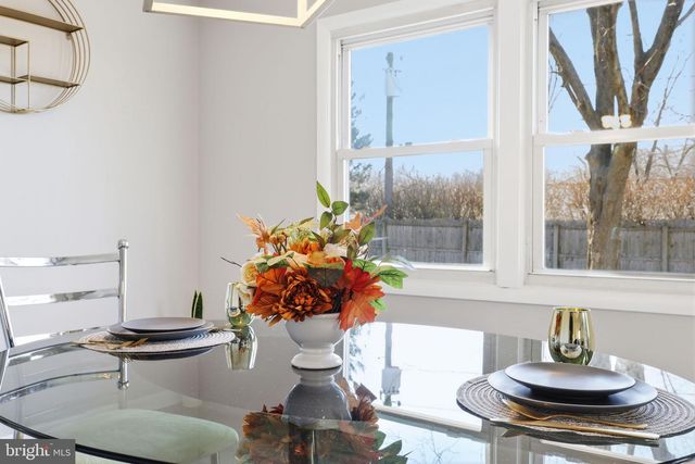 30 TIPTON LN, Willingboro, NJ 08046