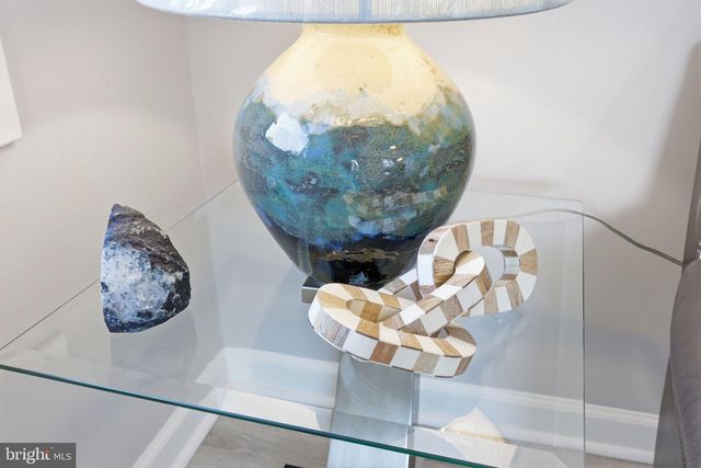 30 TIPTON LN, Willingboro, NJ 08046