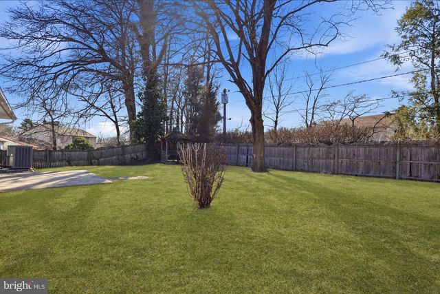 30 TIPTON LN, Willingboro, NJ 08046