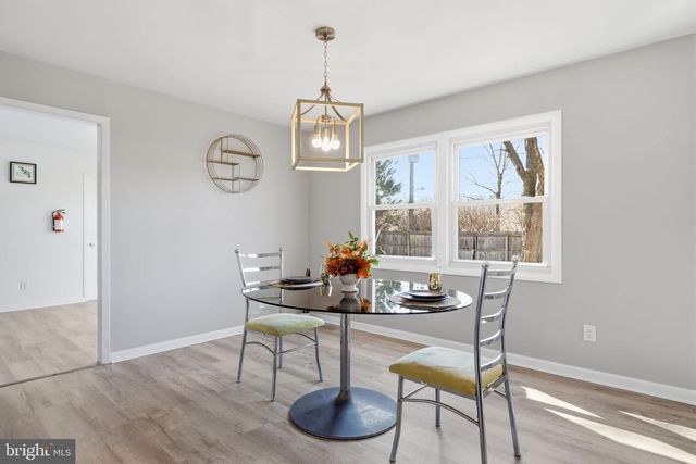 30 TIPTON LN, Willingboro, NJ 08046