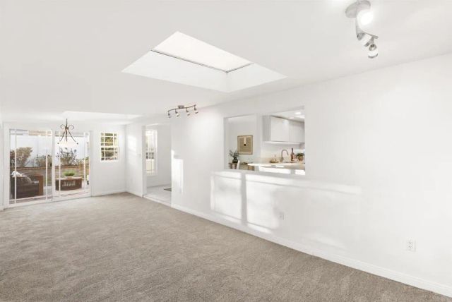 843 Santa Regina, Solana Beach, CA 92075