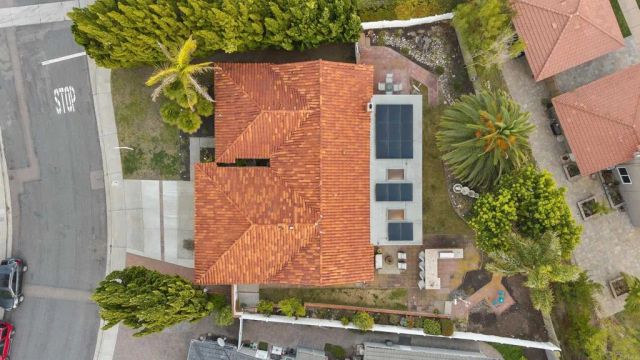 843 Santa Regina, Solana Beach, CA 92075