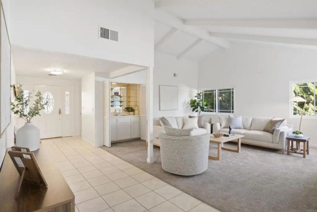 843 Santa Regina, Solana Beach, CA 92075