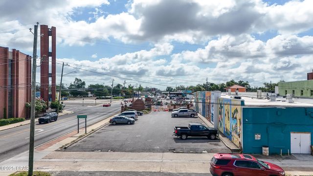 571 Harrison Avenue, Panama City, FL 32401