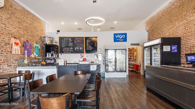 571 Harrison Avenue, Panama City, FL 32401