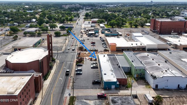 571 Harrison Avenue, Panama City, FL 32401