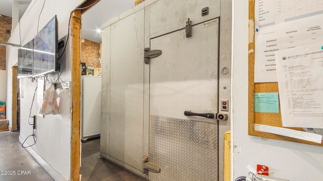 571 Harrison Avenue, Panama City, FL 32401