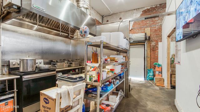 571 Harrison Avenue, Panama City, FL 32401