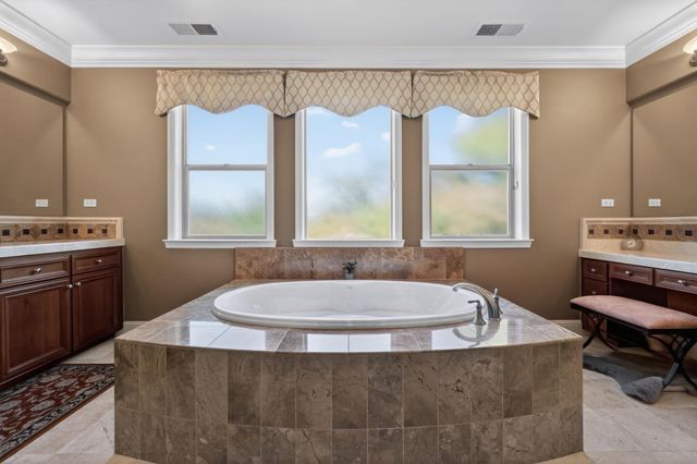 3350 Greenview Dr, El Dorado Hills, CA 95762