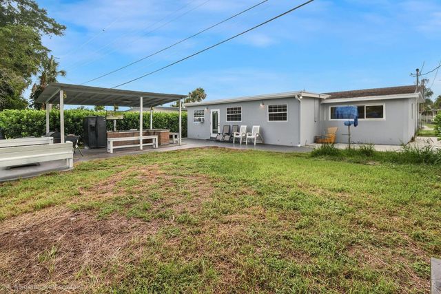 735 Hibiscus Drive, Royal Palm Beach, FL 33411