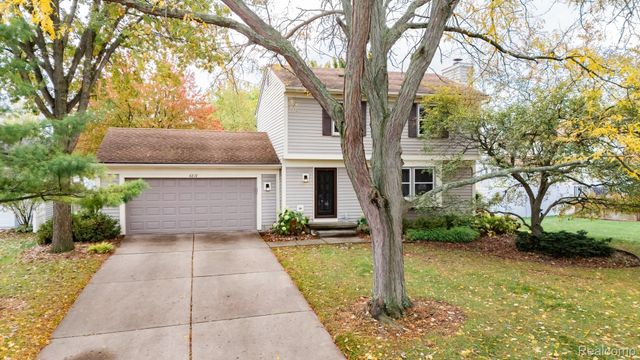 4819 Moultrie Circle, Delta Charter Township, MI 48917