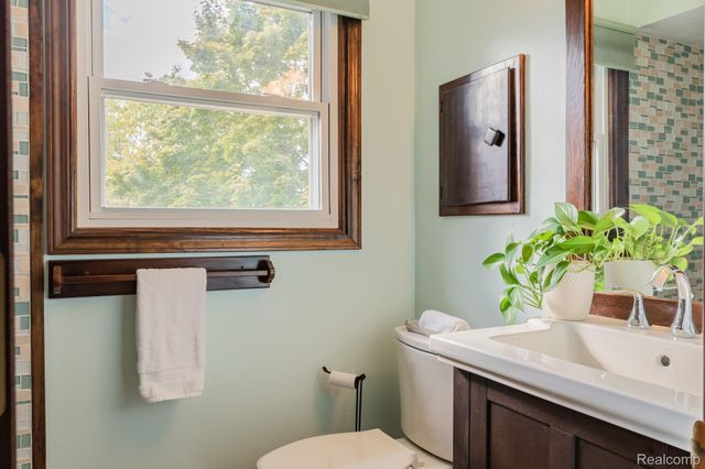 4819 Moultrie Circle, Delta Charter Township, MI 48917