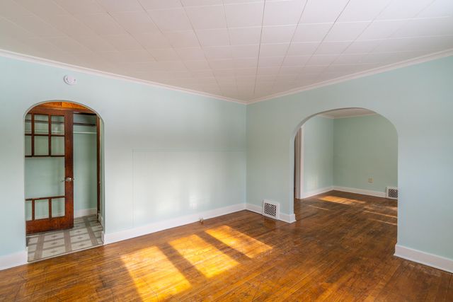 2828 7th Street, Muskegon Heights City, MI 49444