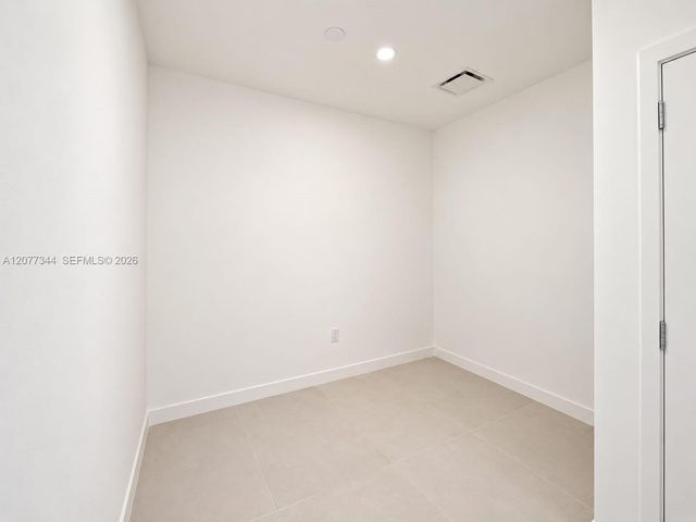 1400 Biscayne Boulevard 2504, Miami, FL 33131