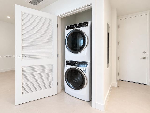 1400 Biscayne Boulevard 2504, Miami, FL 33131