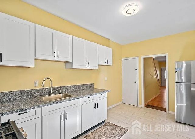 215 Rusling Street, Trenton, NJ 08611