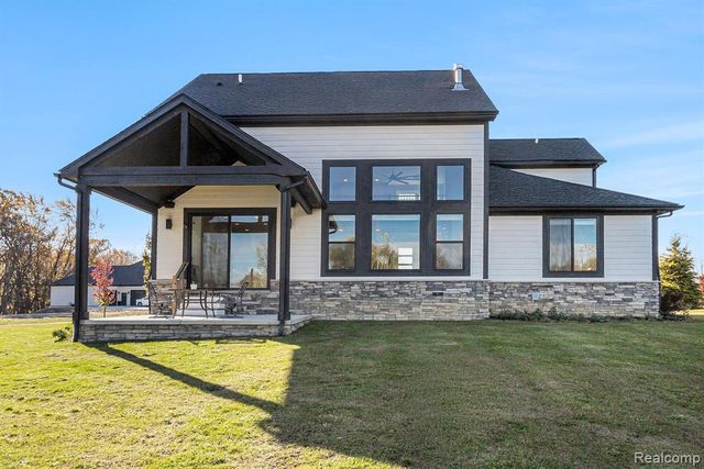 14270 Wright Drive, Linden, MI 48451