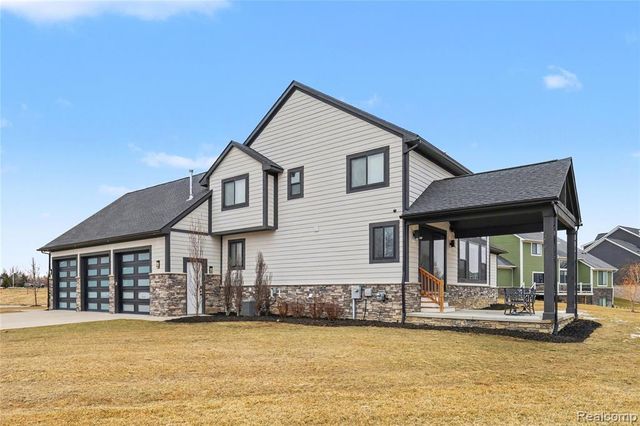 14270 Wright Drive, Linden, MI 48451