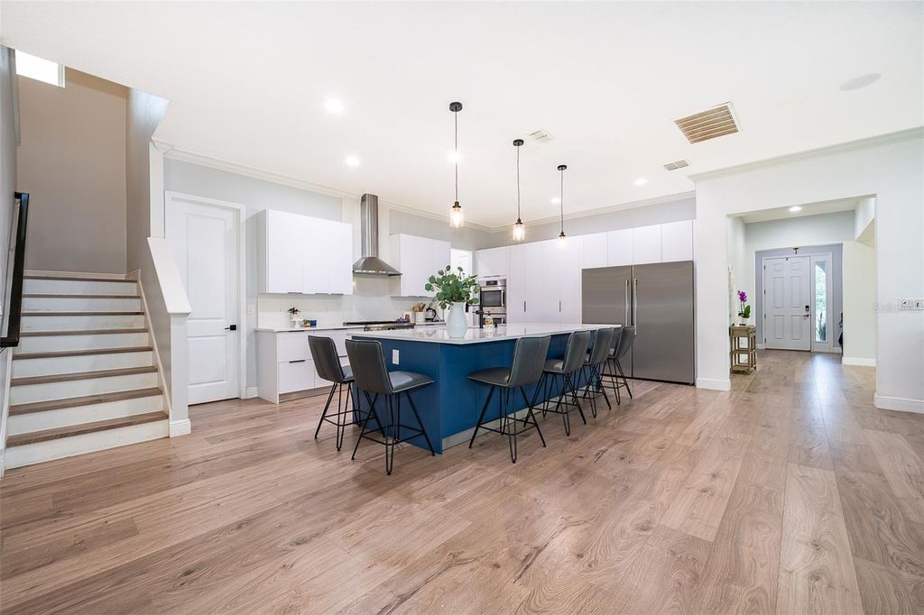 Image 15 of property listing at 15506 HONEY MANDARIN WAY, Winter Garden, FL 34787