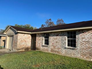 4751 E Ridge Creek Drive, Houston, TX 77053