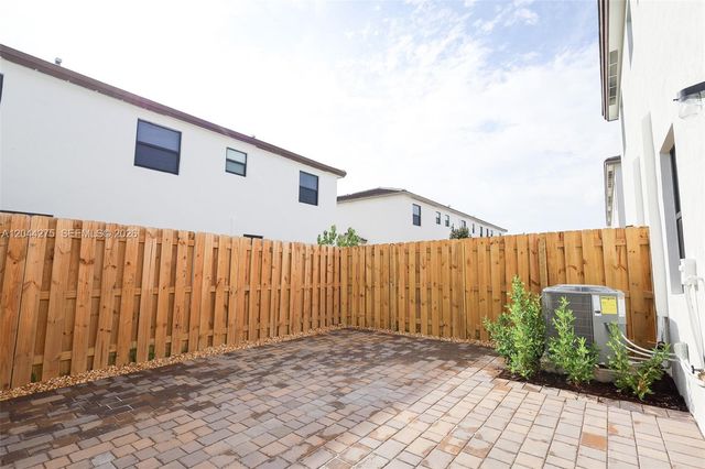 23057 SW 129th Pl 23057, Miami, FL 33170