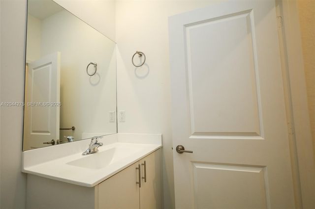 23057 SW 129th Pl 23057, Miami, FL 33170