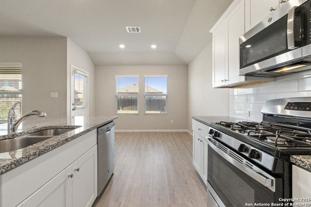 5431 Jasmine, Bulverde, TX 78163