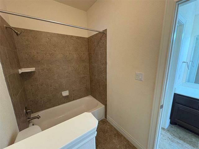 3900 Crispin Hall LN, Pflugerville, TX 78660