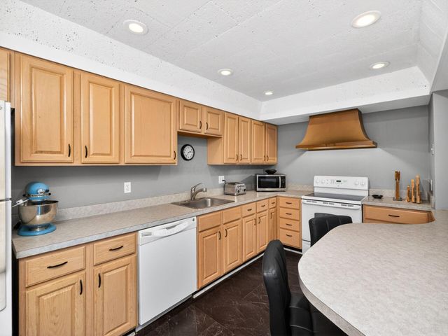 1484 Lafayette Drive, A, Upper Arlington, OH 43220