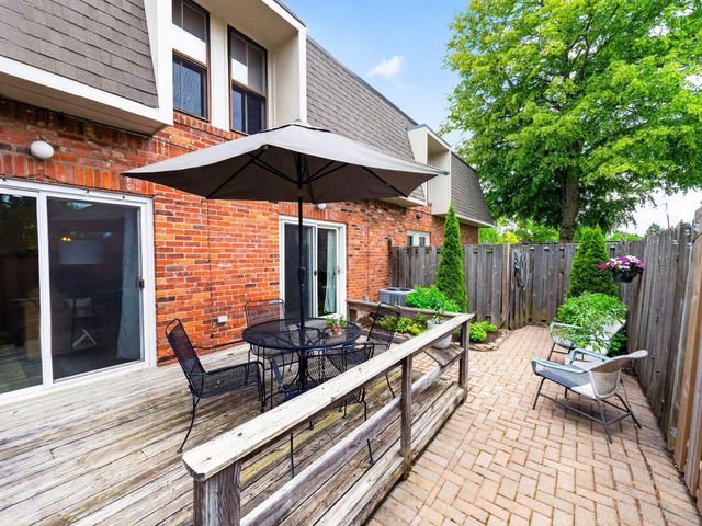 1484 Lafayette Drive, A, Upper Arlington, OH 43220