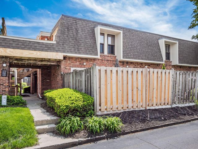 1484 Lafayette Drive, A, Upper Arlington, OH 43220
