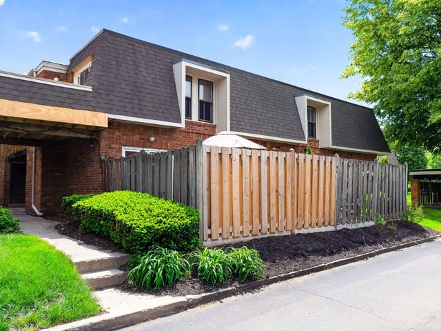 1484 Lafayette Drive, A, Upper Arlington, OH 43220