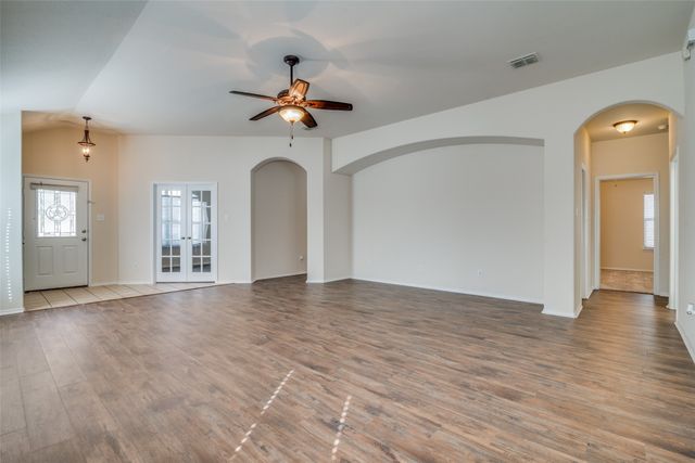 2006 Zavala, Forney, TX 75126