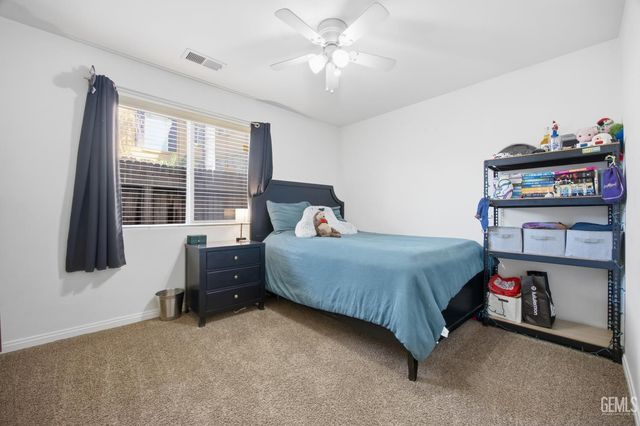 12808 Yankton Court, Bakersfield, CA 93312