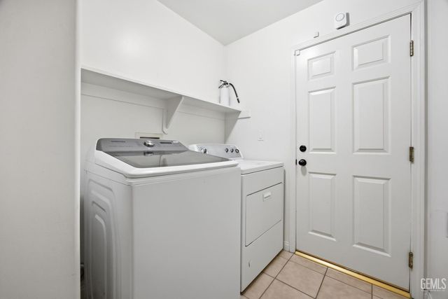 12808 Yankton Court, Bakersfield, CA 93312