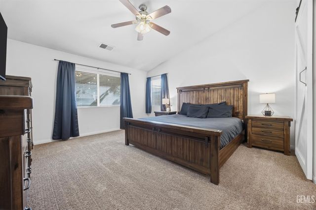 12808 Yankton Court, Bakersfield, CA 93312