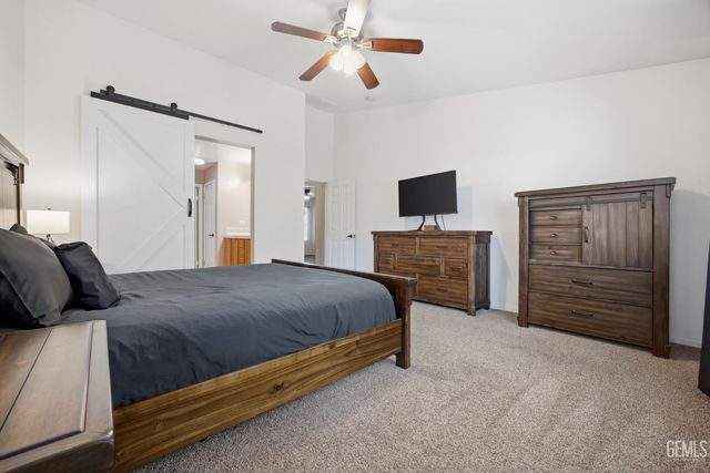 12808 Yankton Court, Bakersfield, CA 93312