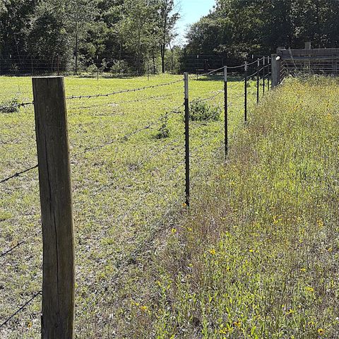 9678 E State Highway 7 E, Centerville, TX 75833