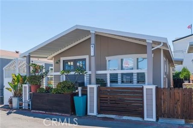 21752 15A Pacific Coast, Huntington Beach, CA 92646