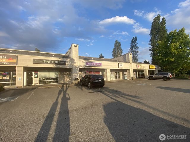 14007 Highway 99 #F, Lynnwood, WA 98087