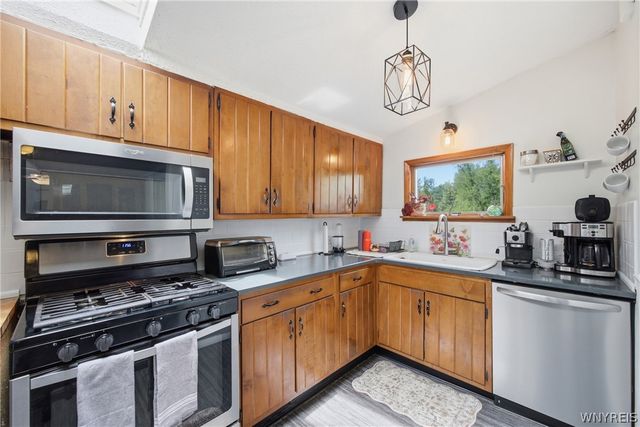 873 Grover Road, Aurora, NY 14052