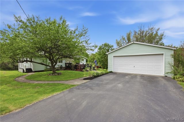 873 Grover Road, Aurora, NY 14052