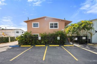 608 SW 16th Ave, Fort Lauderdale, FL 33312