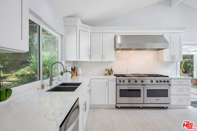 18360 Lake Encino Drive, Encino, CA 91316