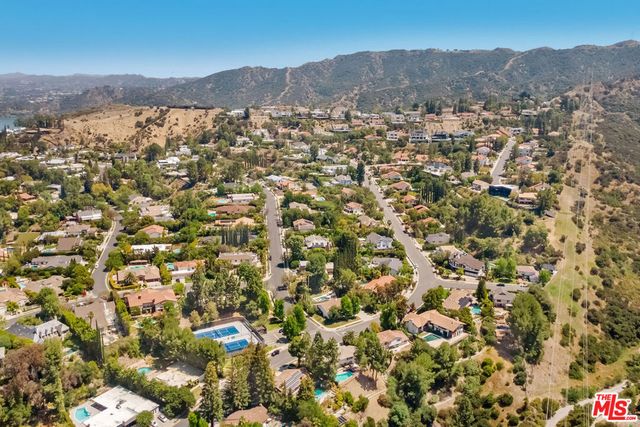 18360 Lake Encino Drive, Encino, CA 91316