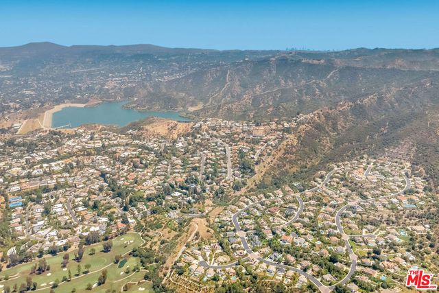 18360 Lake Encino Drive, Encino, CA 91316