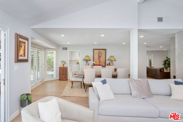 18360 Lake Encino Drive, Encino, CA 91316