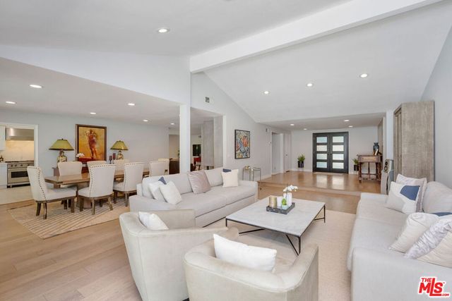 18360 Lake Encino Drive, Encino, CA 91316