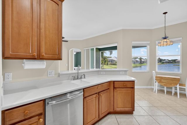 5250 E 1st Sq, Vero Beach, FL 32968